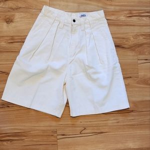 WOMEN SYCAMORE CORDUROY SHORT JUNIOR SIZE 9 COLOR: CREAM
